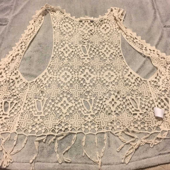 Ivory crochet festival vest - Picture 3 of 3